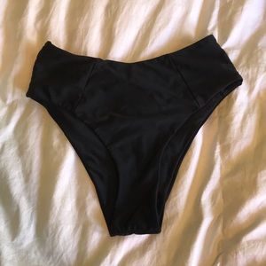 High wasted swim bottoms.